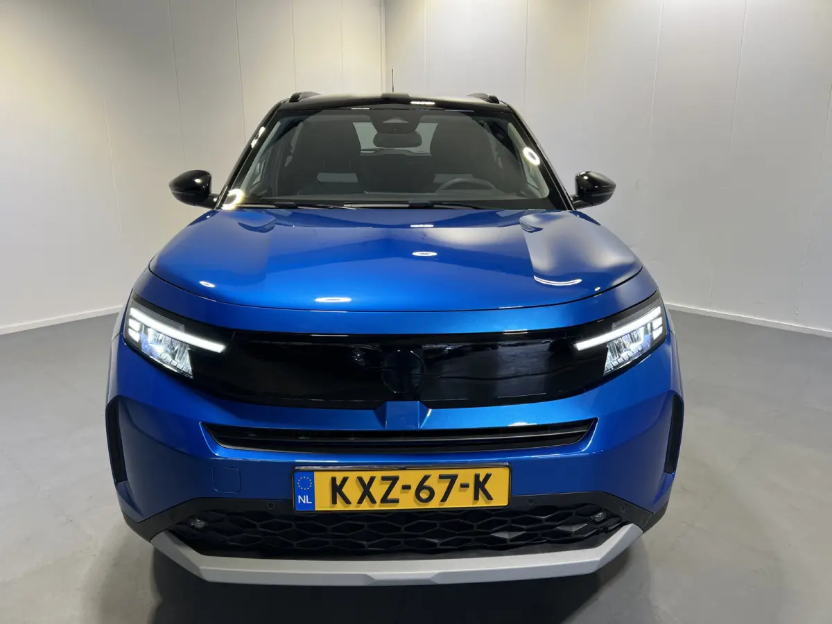 1.2 Turbo Hybrid GS | Navigatie/Android/Apple Carplay | LM Velgen 17" | Voorstoelen/Stuur/Voorruit Verwarmd | Cruise Control | Achteruitrijcamera | Airco |