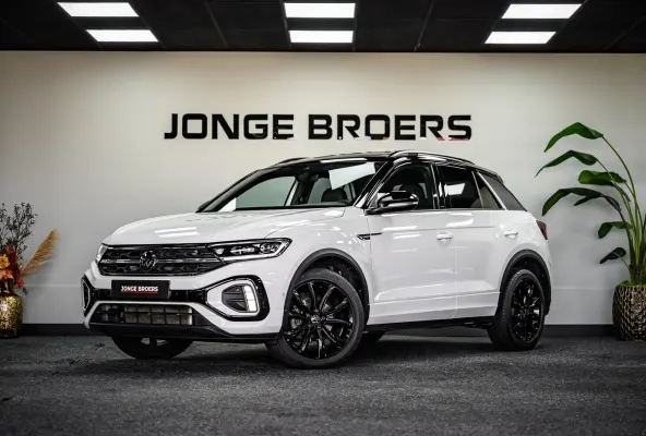 1.5 TSI R-Line Pano/iQ-light/Blindspot