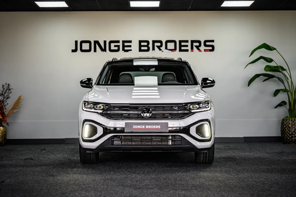 1.5 TSI R-Line Pano/iQ-light/Blindspot