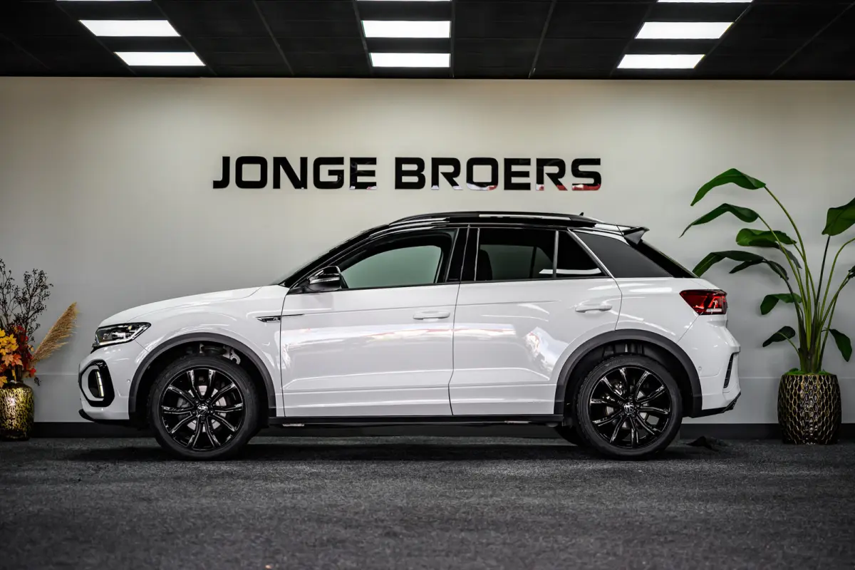 1.5 TSI R-Line Pano/iQ-light/Blindspot