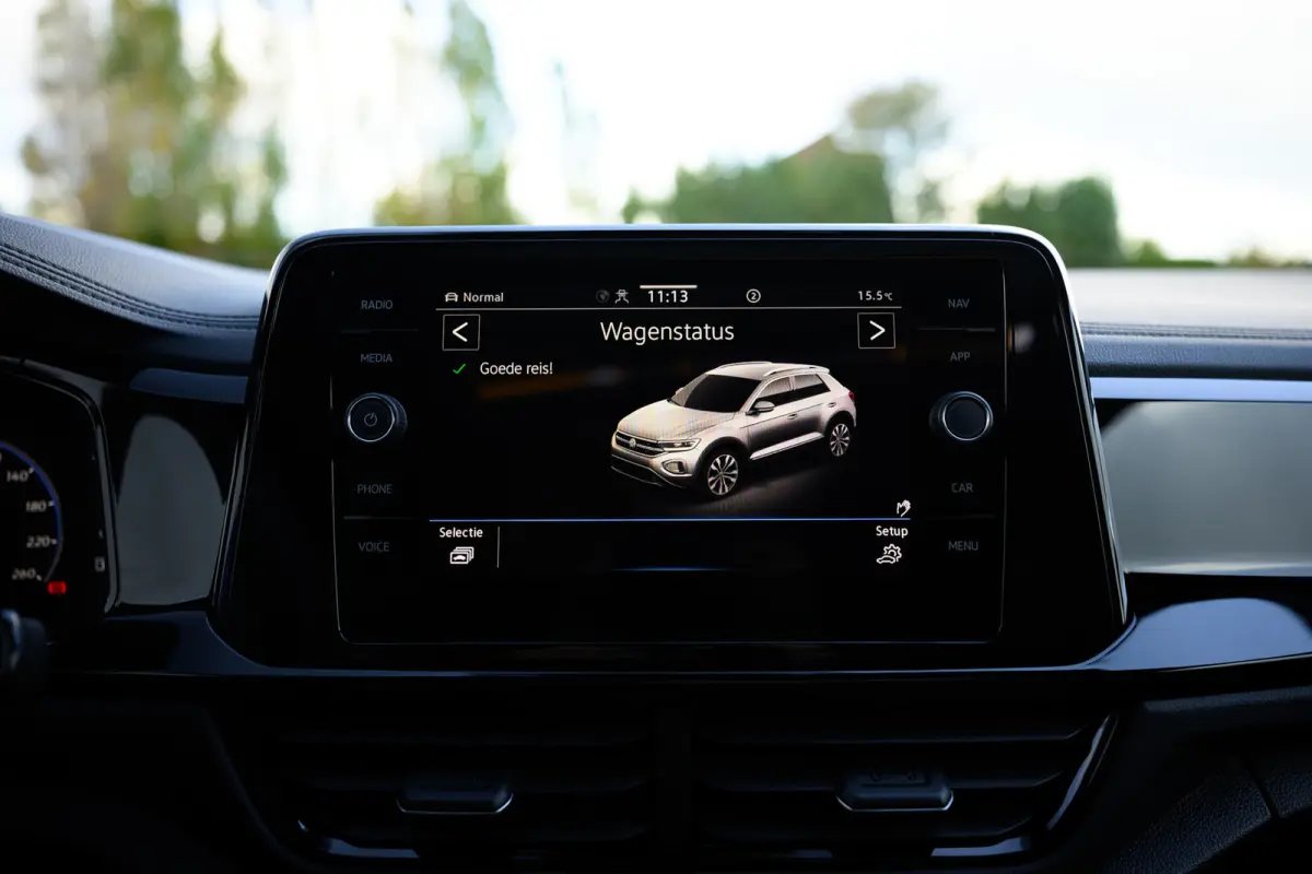 1.5 TSI R-Line Pano/iQ-light/Blindspot