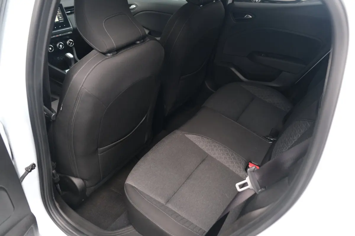 1.6 E-Tech Hybrid 140 Zen Navi Cruise PDC