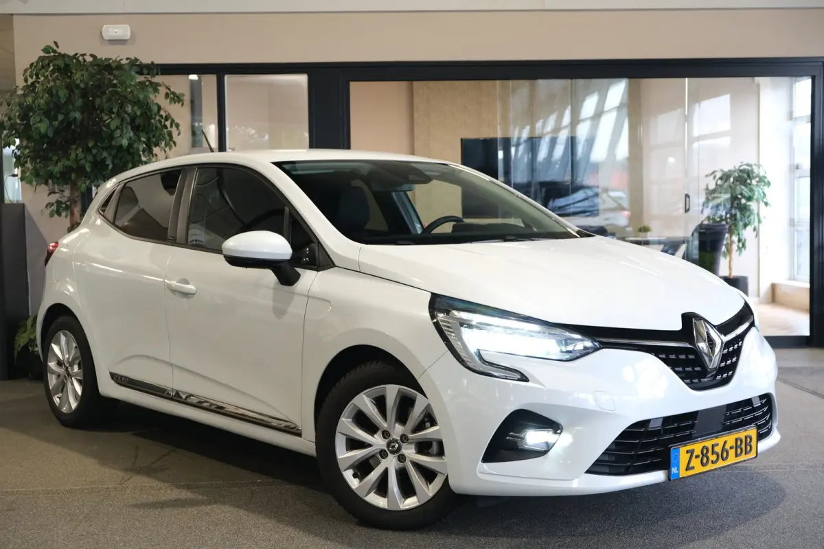 1.6 E-Tech Hybrid 140 Zen Navi Cruise PDC