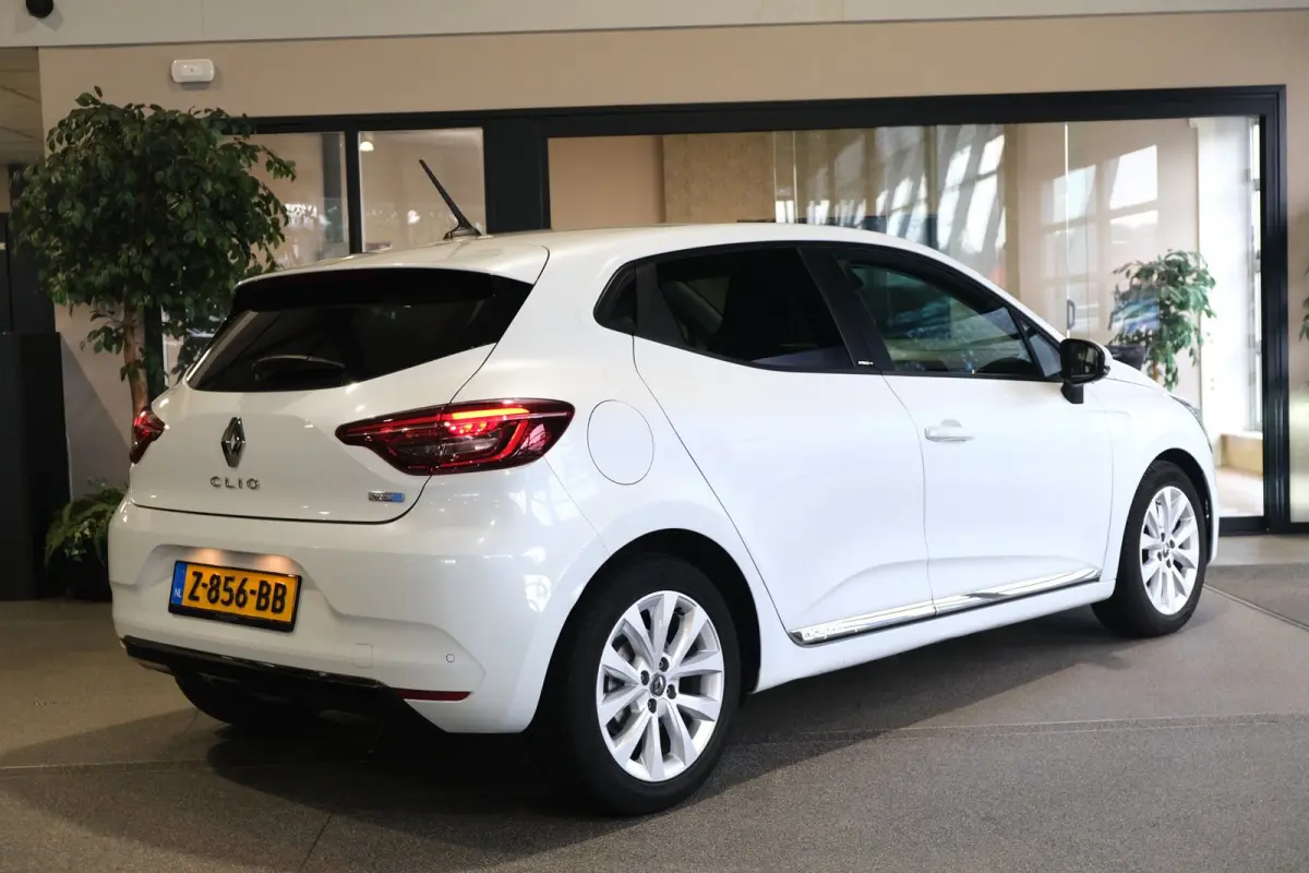 1.6 E-Tech Hybrid 140 Zen Navi Cruise PDC