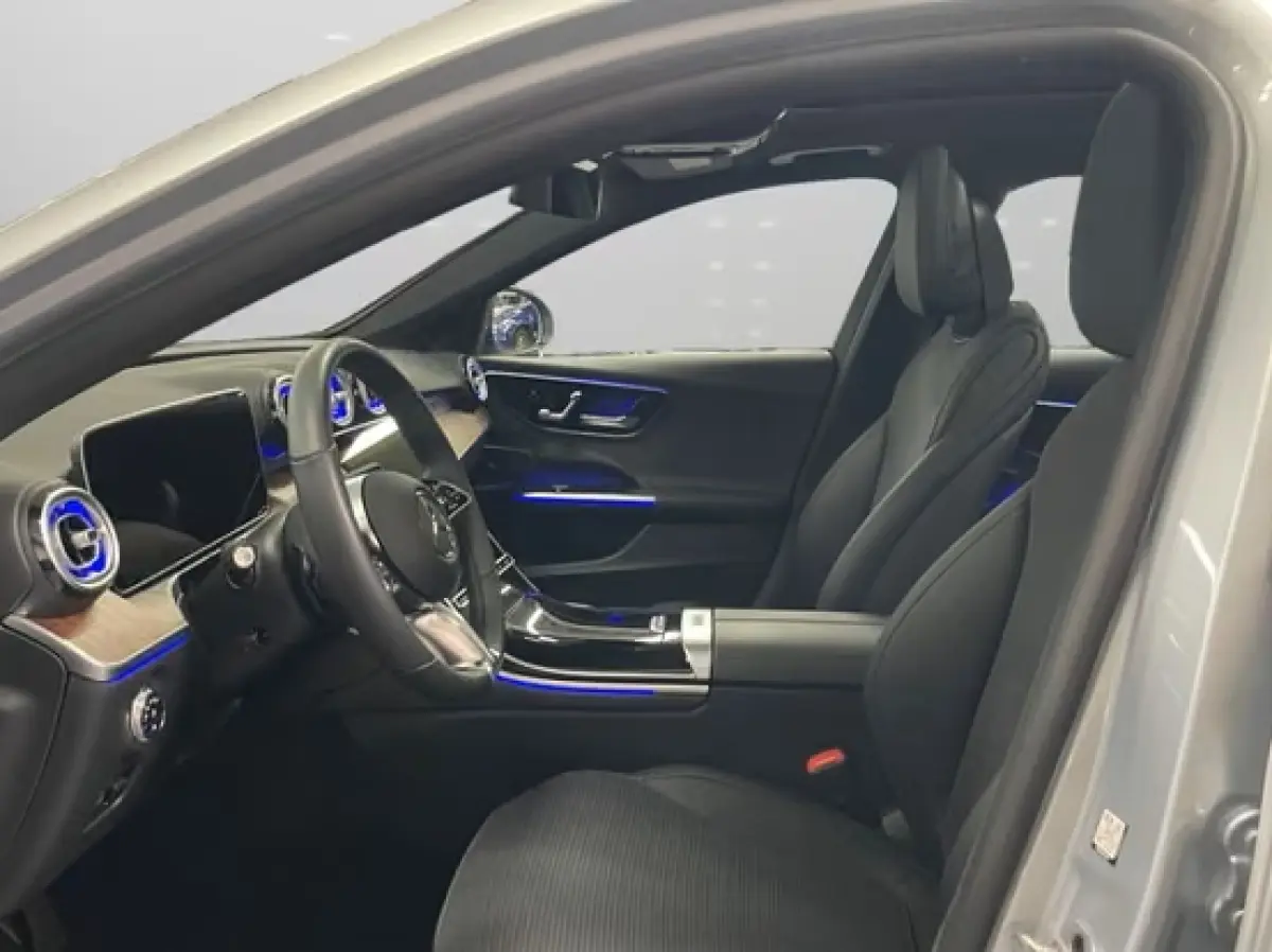 300e T AVANTGARDE ** LED, PANO, TREKH, MEM, WINTER-PACK, 18-inch LMV ** Ex MB-AG - UNFALLFREI ** ** INFORMEER OOK NAAR ONZE AANTREKKELIJKE FINANCIAL-LEASE TARIEVEN **
