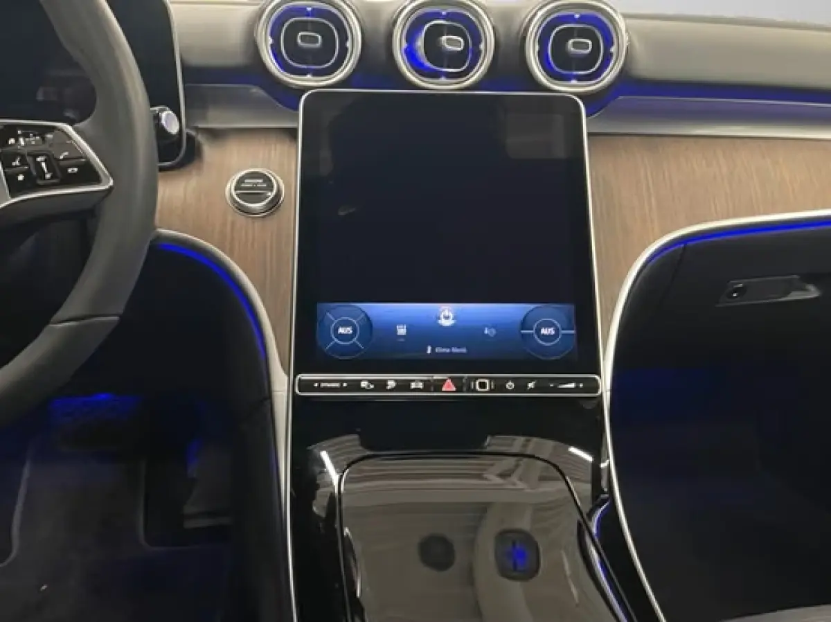 300e T AVANTGARDE ** LED, PANO, TREKH, MEM, WINTER-PACK, 18-inch LMV ** Ex MB-AG - UNFALLFREI ** ** INFORMEER OOK NAAR ONZE AANTREKKELIJKE FINANCIAL-LEASE TARIEVEN **