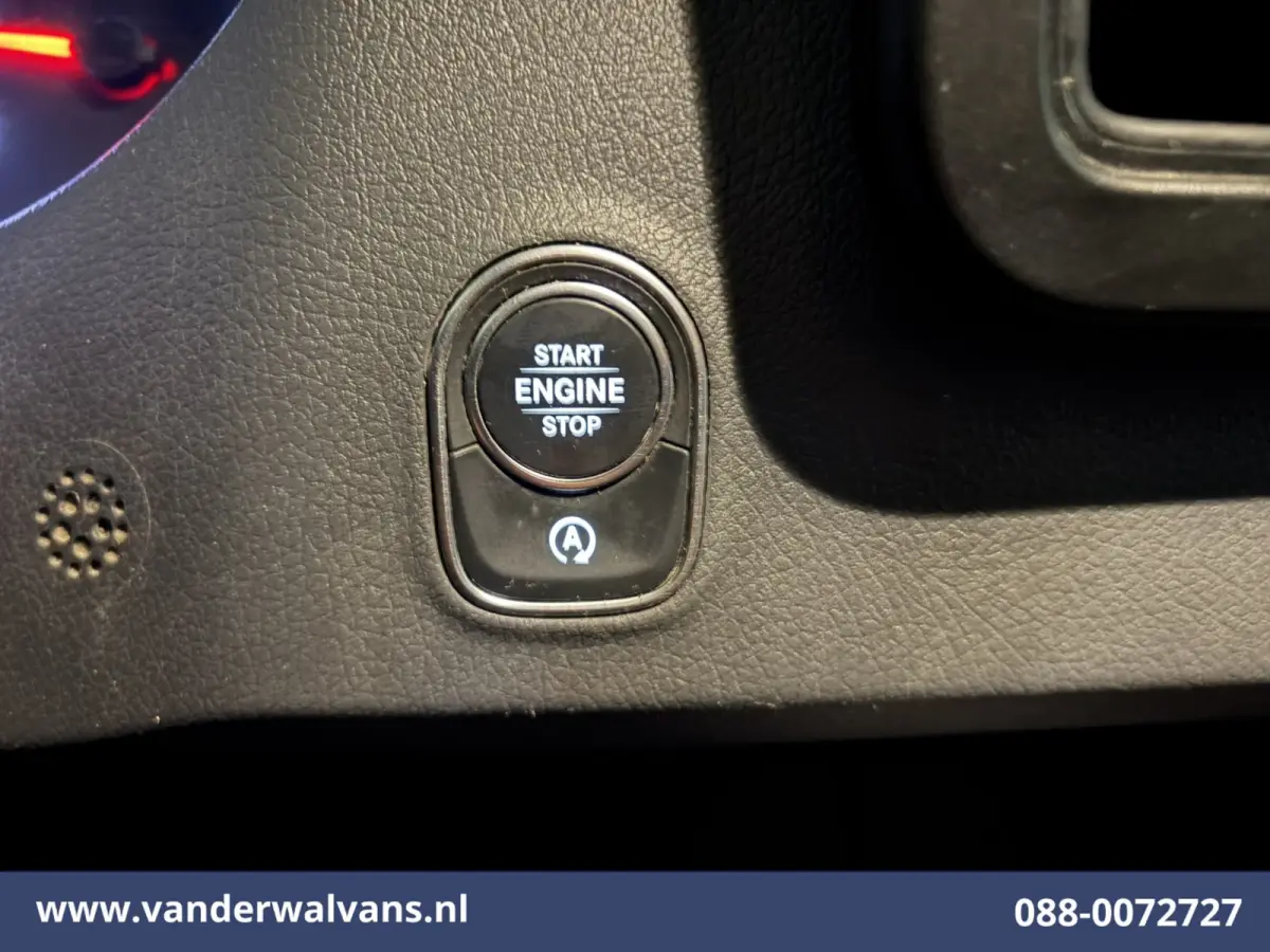 317 CDI 170pk L2H2 Euro6 Airco | Cruisecontrol | Navigatie | 360 graden Camera | Apple Carplay Chauffeursstoel, Stoelverwarming, parkeersensoren, bijrijdersbank, Android auto