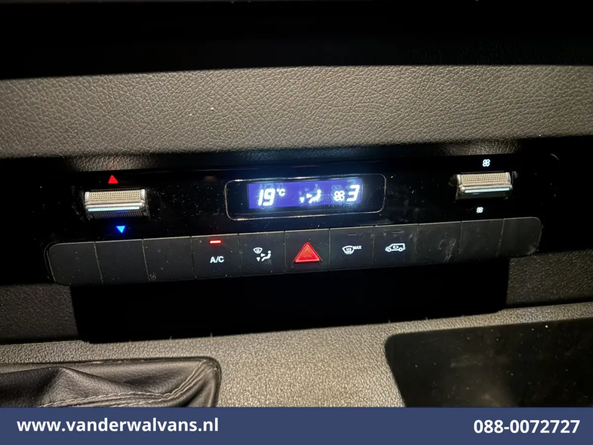 317 CDI 170pk L2H2 Euro6 Airco | Cruisecontrol | Navigatie | 360 graden Camera | Apple Carplay Chauffeursstoel, Stoelverwarming, parkeersensoren, bijrijdersbank, Android auto