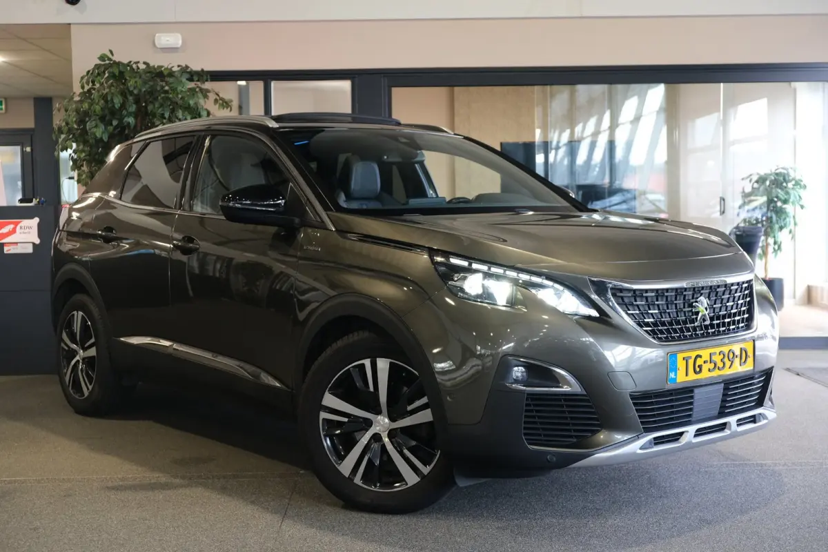 1.6 e-THP GT Line Automaat Pano Cruise PDC