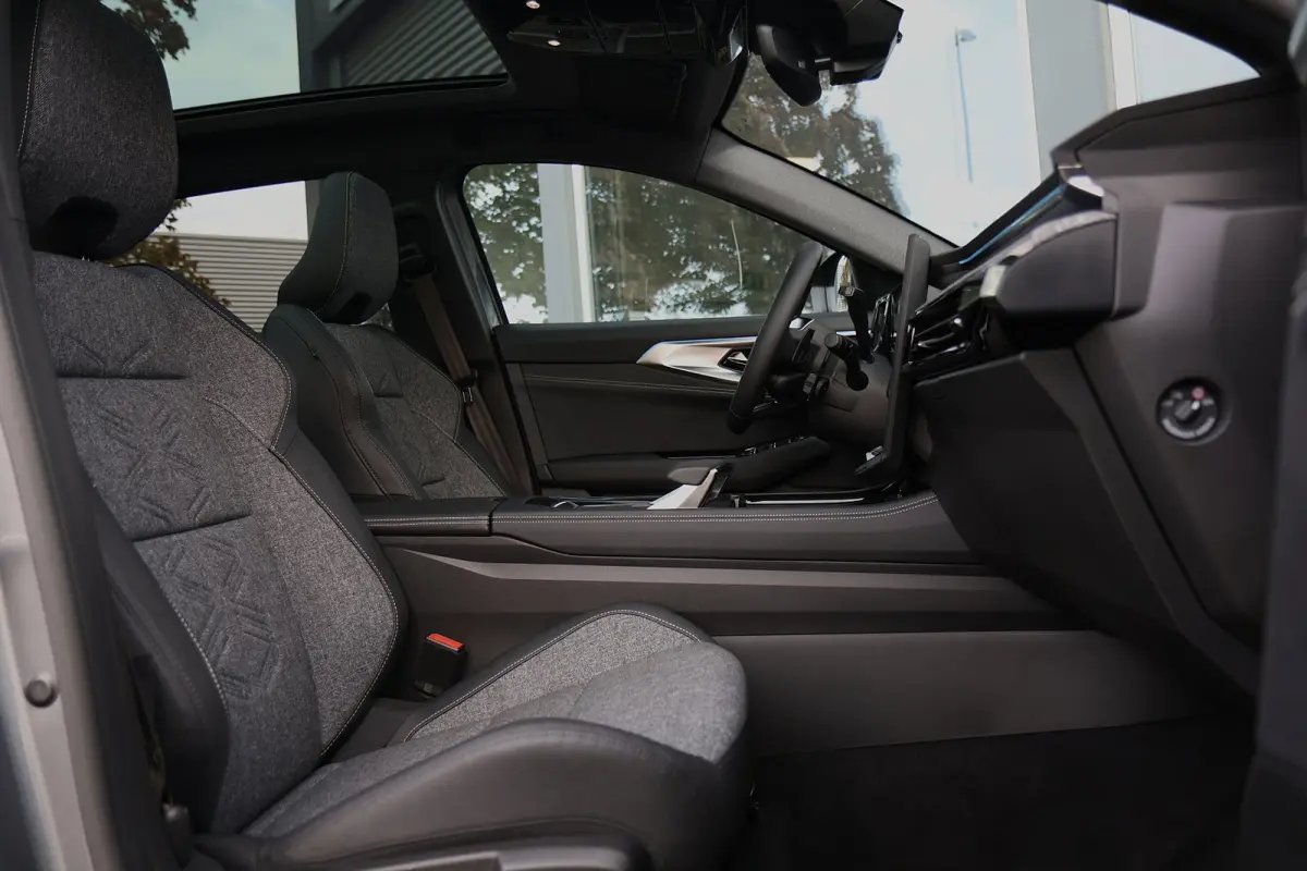 1.3 mild hybrid 150 X-Tronic techno Panoramdak 4 seizoenen banden