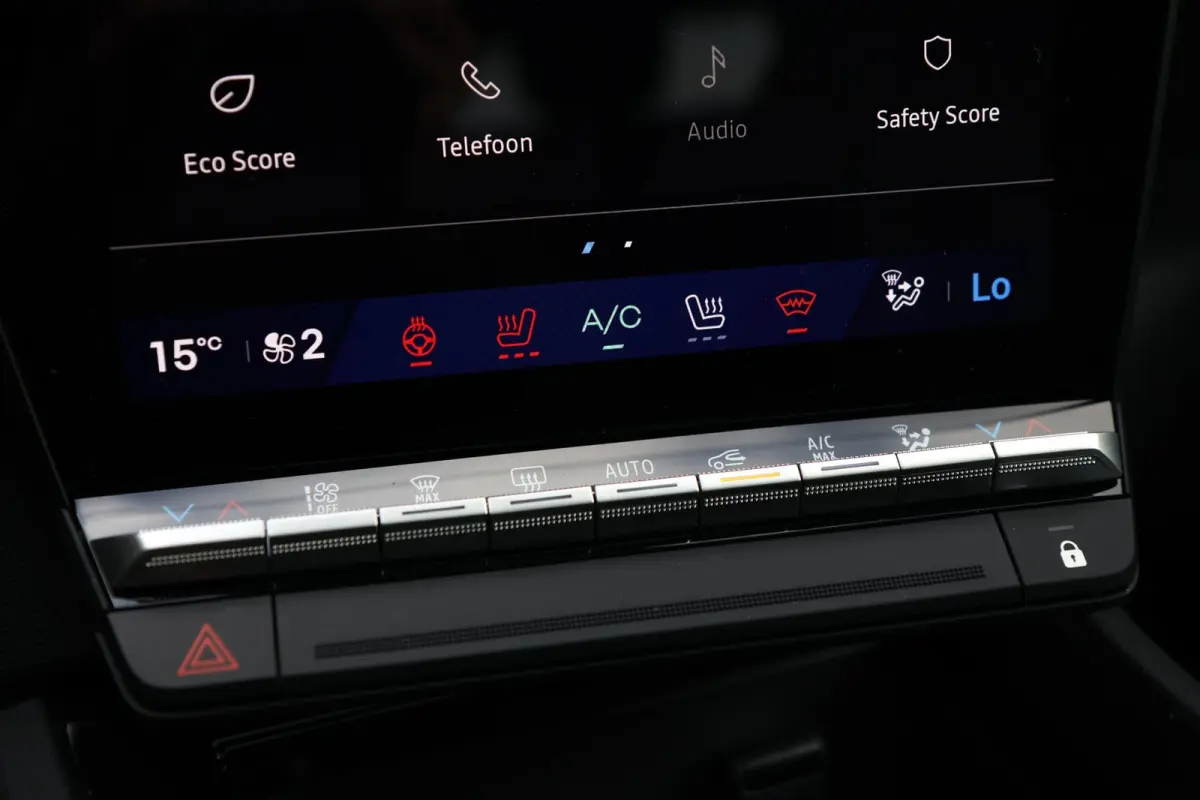1.3 mild hybrid 150 X-Tronic techno Panoramdak 4 seizoenen banden