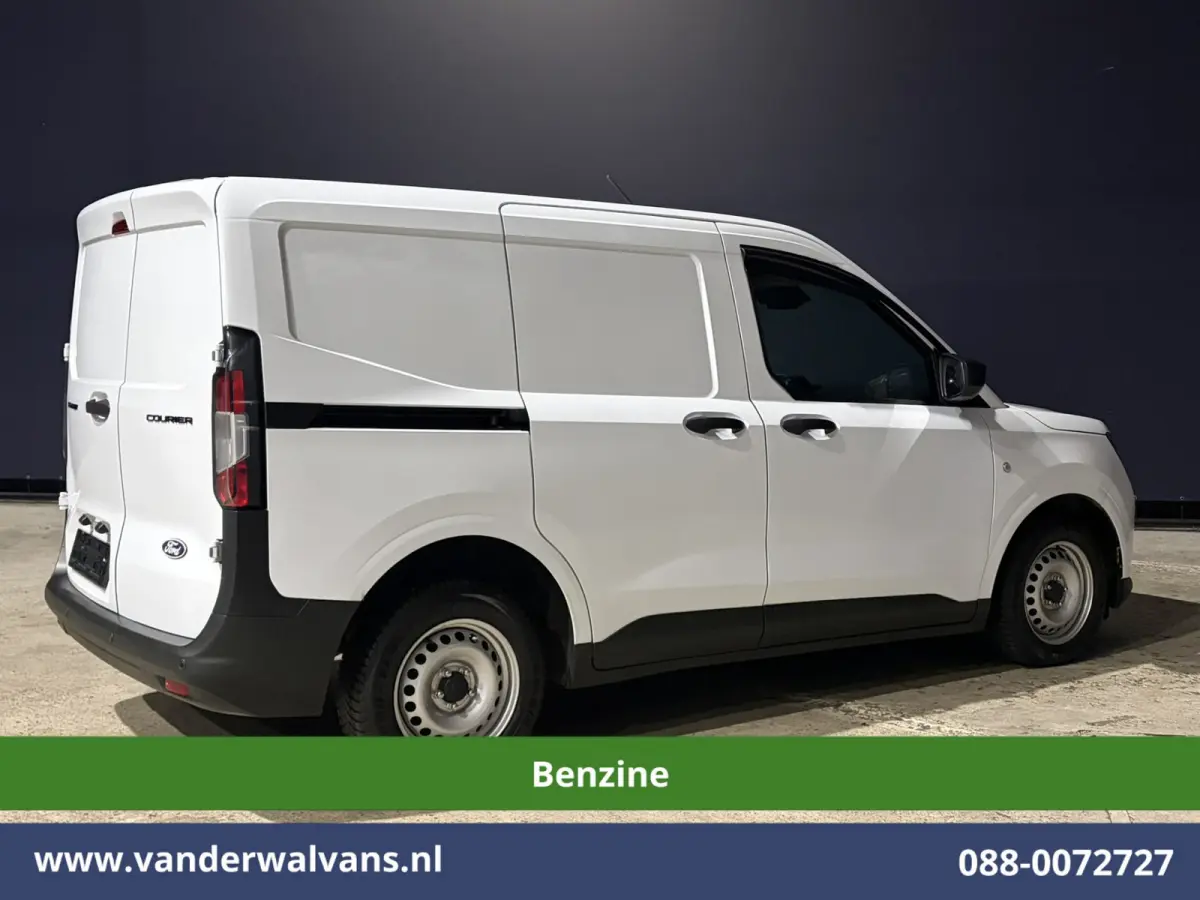 1.0 Trend 101pk Benzine L1H1 Euro6 Airco | Apple Carplay | Cruisecontrol | Parkeersensoren Android auto