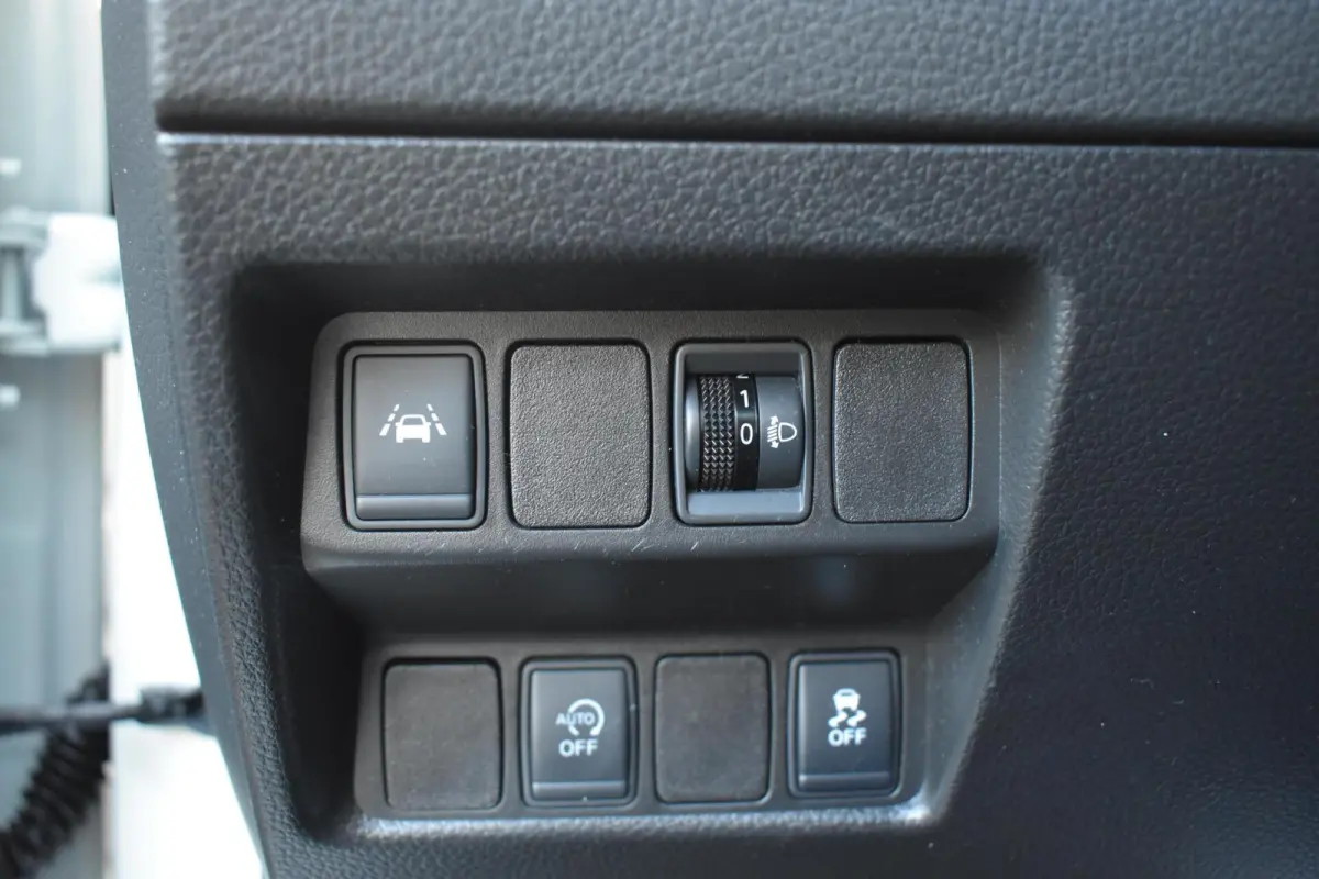 1.2 N-Connecta|trekhaak|camera|navi|pano|climate