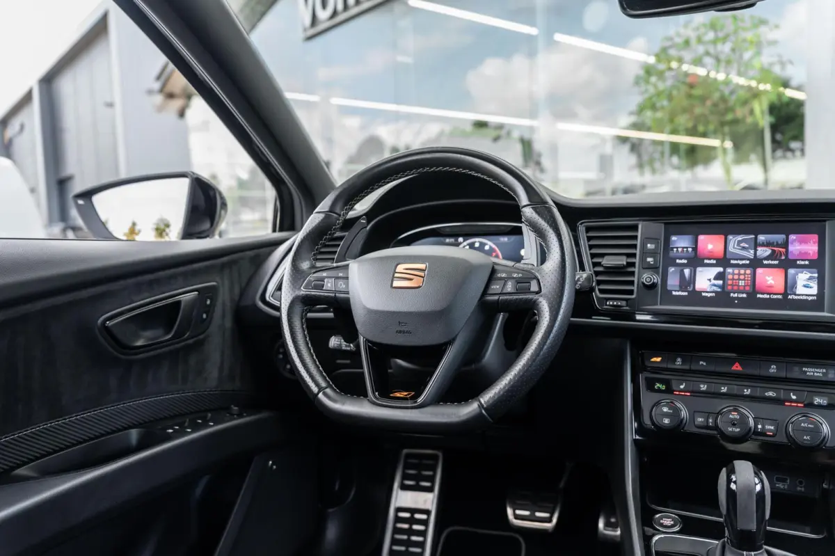2.0 TSI 4DRIVE CUPRA Ultimate Pano Beats Camera