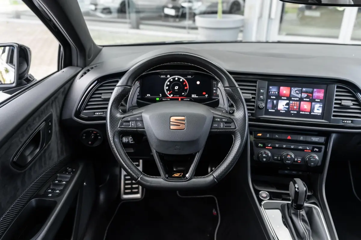 2.0 TSI 4DRIVE CUPRA Ultimate Pano Beats Camera