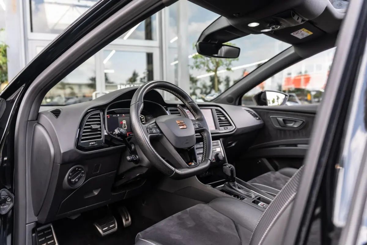 2.0 TSI 4DRIVE CUPRA Ultimate Pano Beats Camera