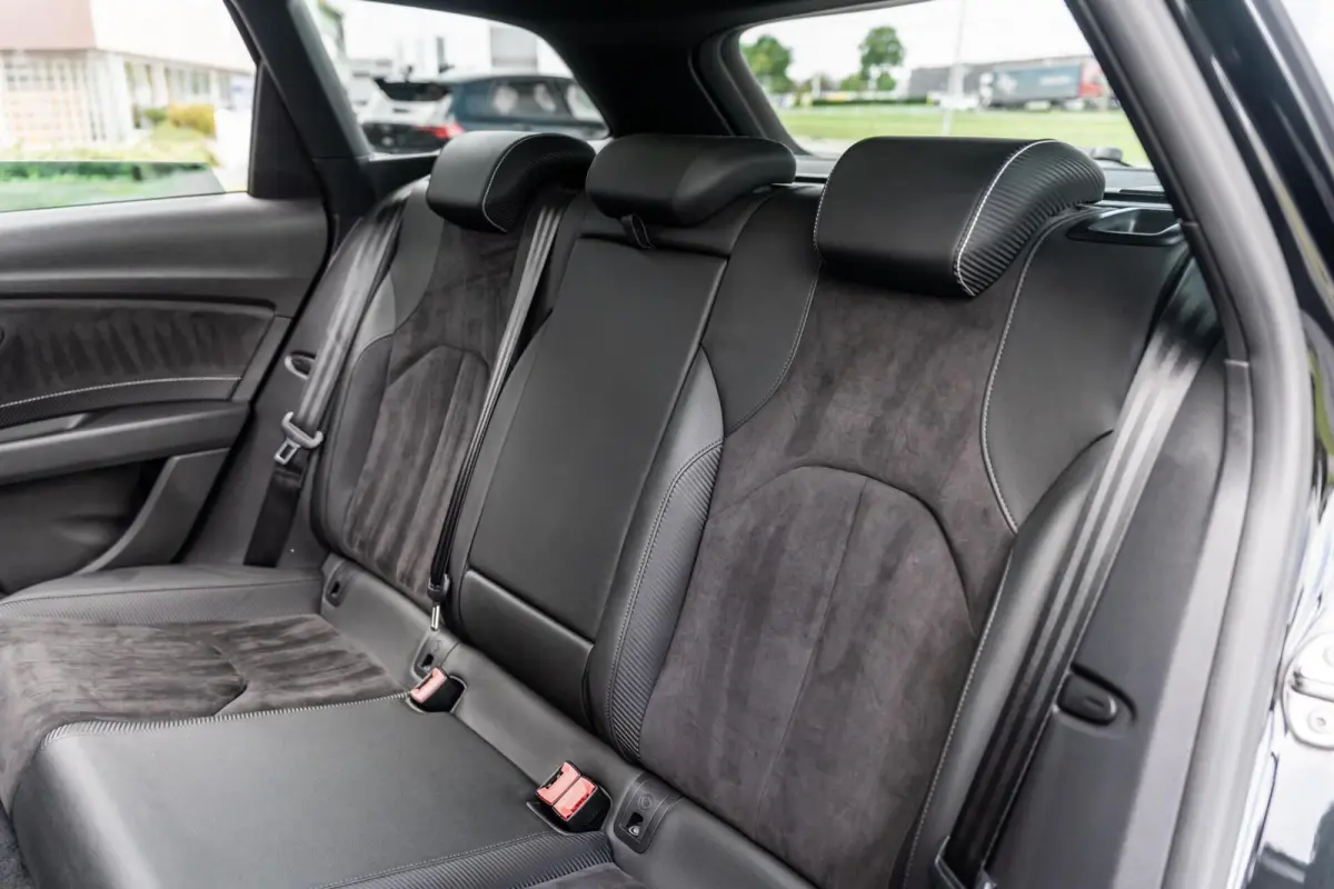 2.0 TSI 4DRIVE CUPRA Ultimate Pano Beats Camera