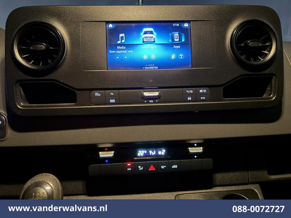 315 CDI 150pk L2H1 Euro6 Airco | Camera | Chauffeursstoel | Apple carplay | Android auto, tachograaf