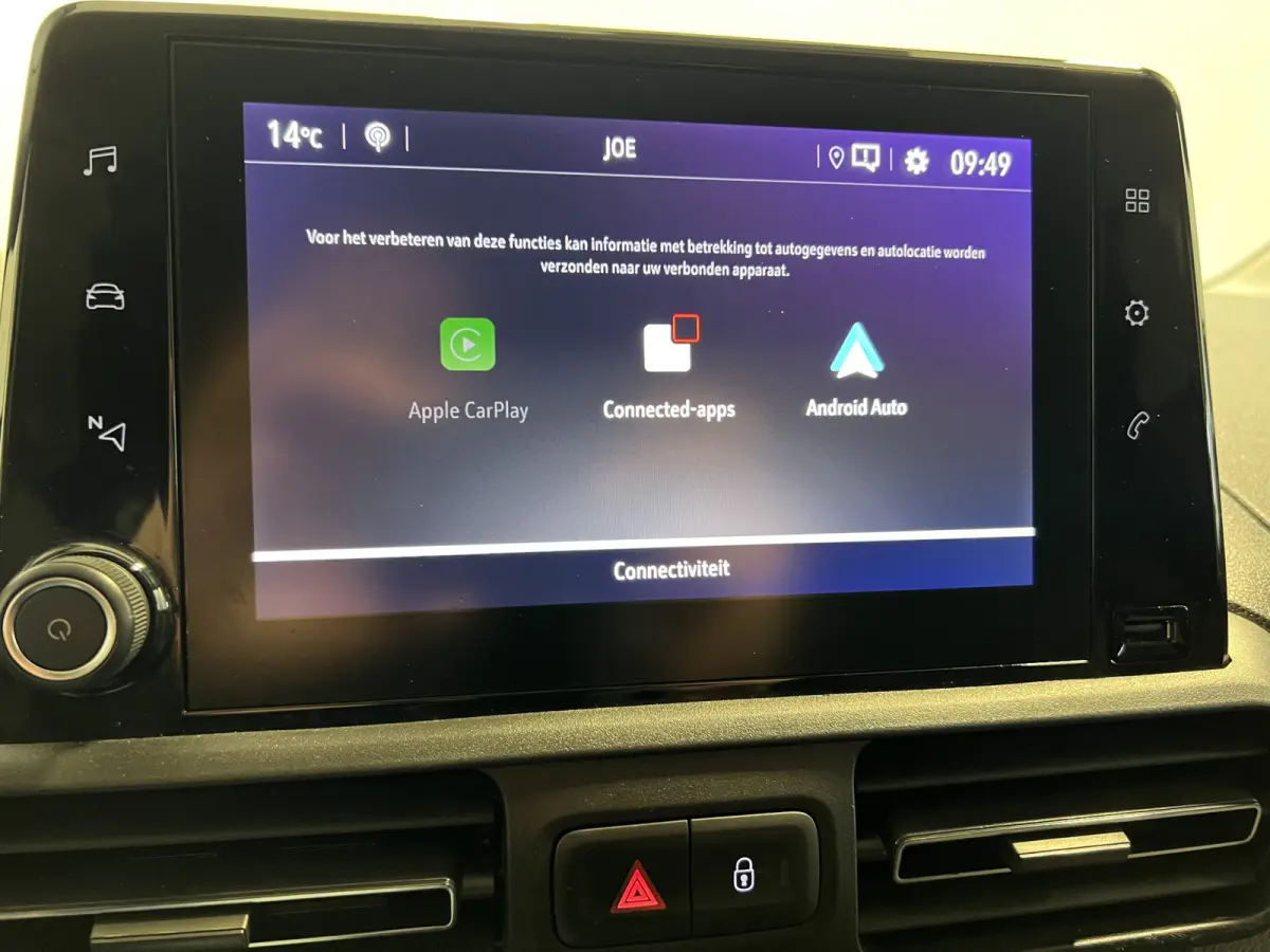 1.5D L2H1 Edition | Navigatie | Cruise Control | Achteruitrijcamera | PDC Voor en Achter | DAB | Airco |