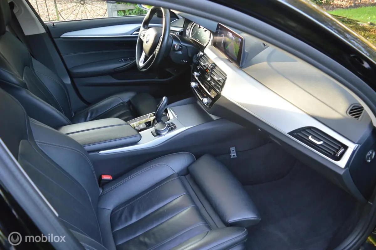 G31 520i High Executive / 2018 / 195dkm