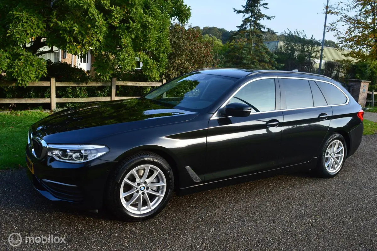 G31 520i High Executive / 2018 / 195dkm