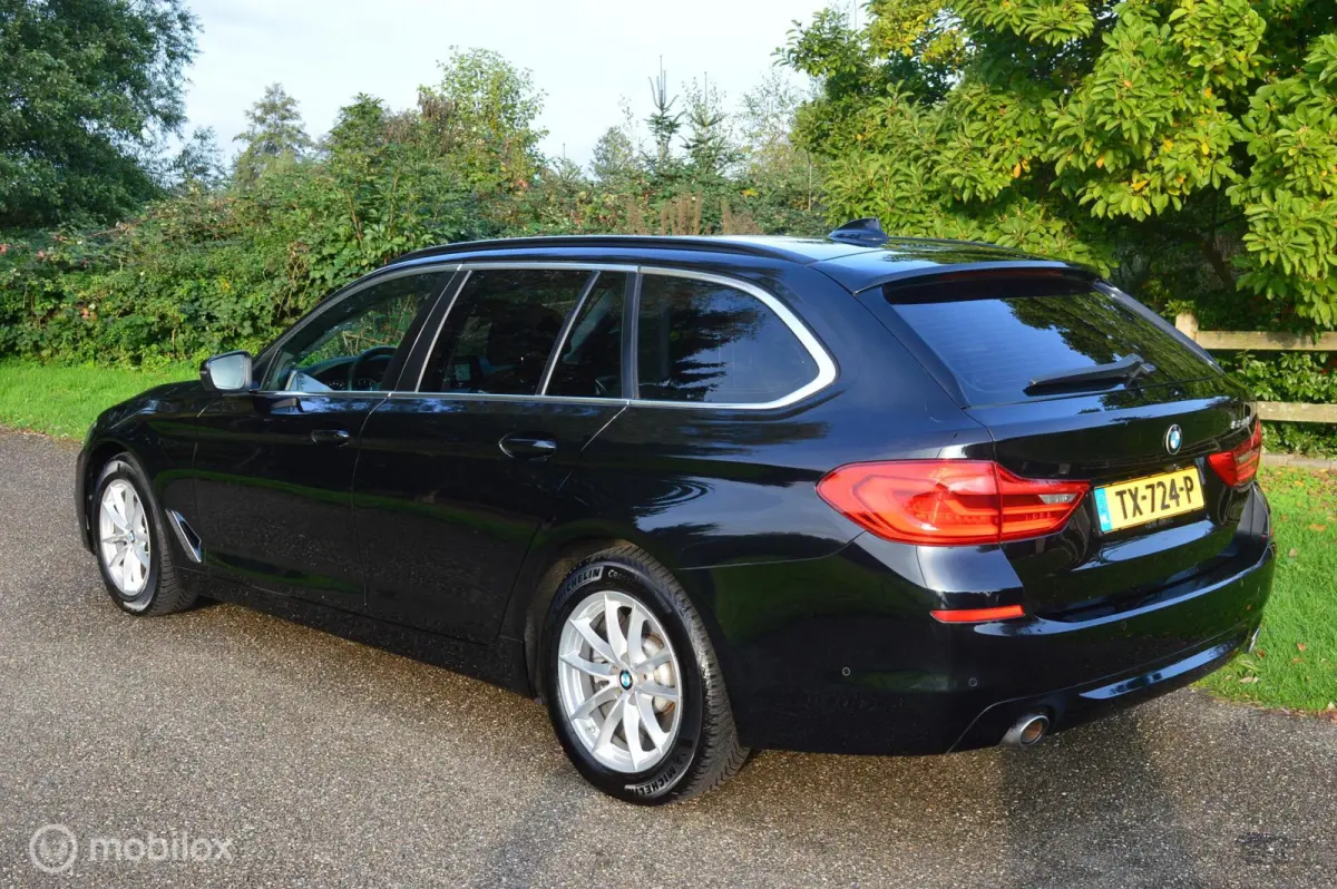 G31 520i High Executive / 2018 / 195dkm