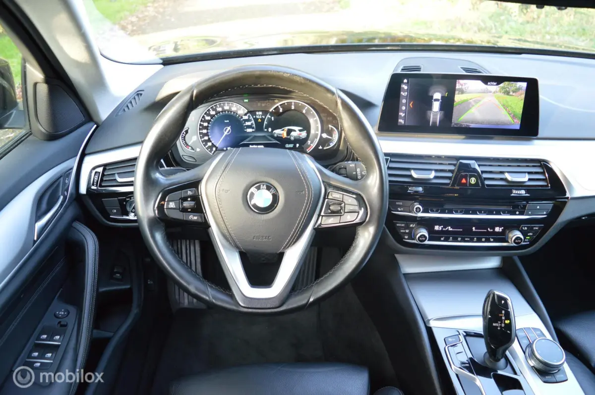 G31 520i High Executive / 2018 / 195dkm