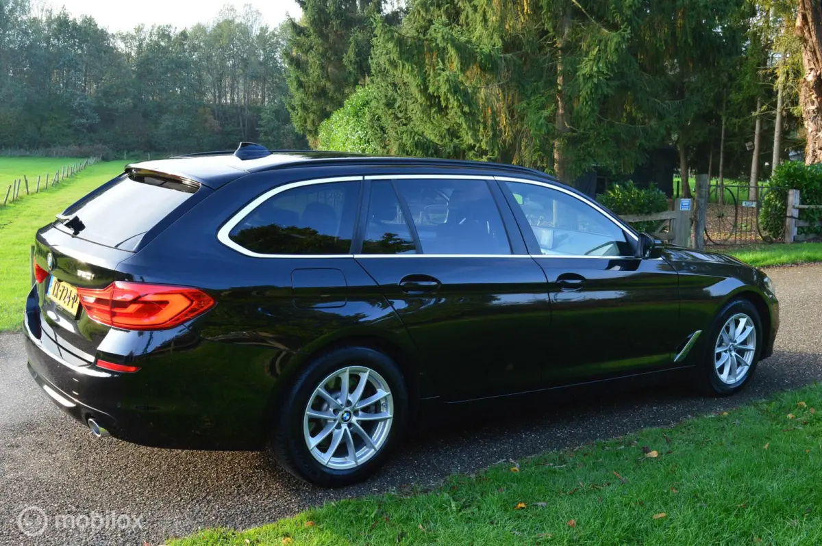 G31 520i High Executive / 2018 / 195dkm