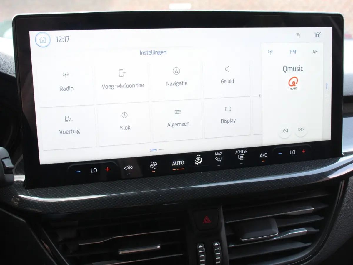 1.0 Focus 125 PK HB ST-Line Automaat Navi Climate control cruise control Carplay LM velgen Parkeersensoren Led Matrix koplampen