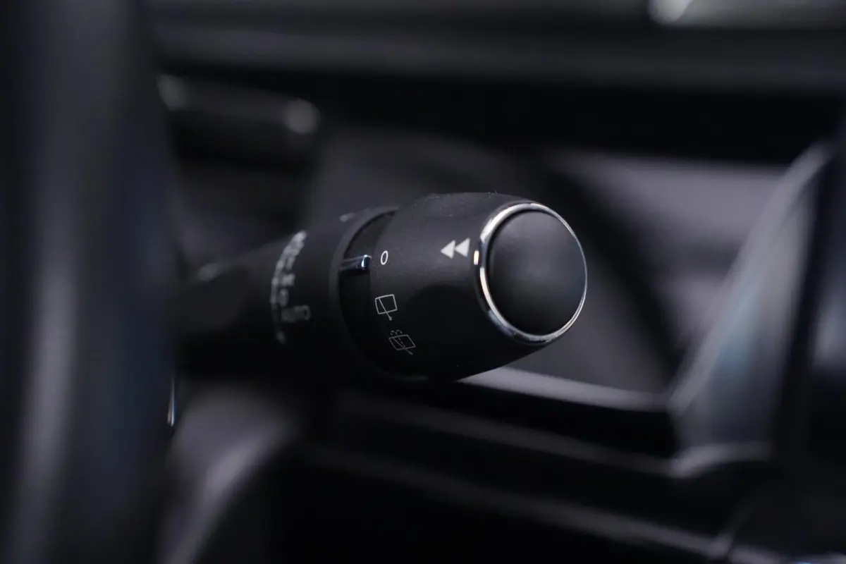 1.2 PureTech Allure Pack Distr.riem v.v. 95.374 km Apple Carplay Achteruitrijcamera Clima Privacy Glass Navi Digital Display PDC V+A