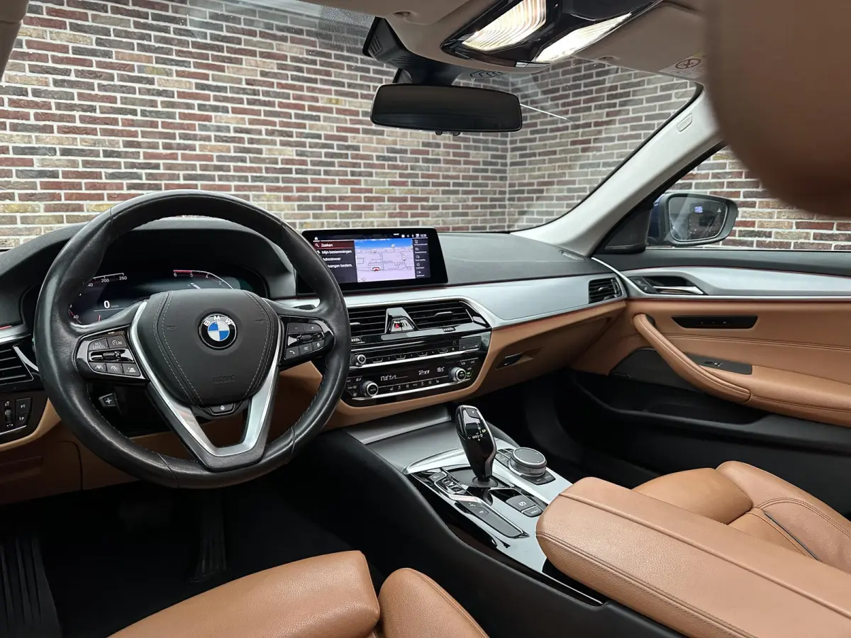 520d High Executive Edition Pano| Head up| Harman Kardon