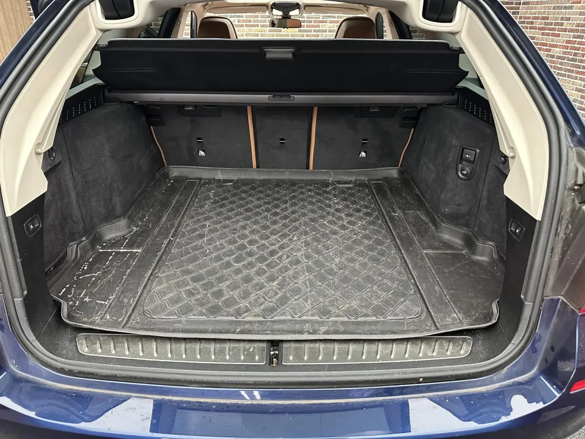 520d High Executive Edition Pano| Head up| Harman Kardon