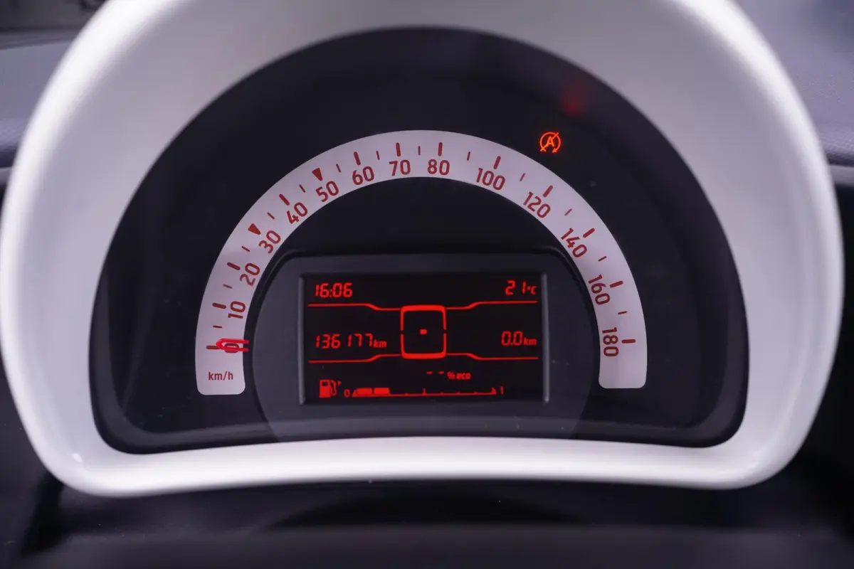 1.0 Pure NAP Cruise Control Bluetooth Airco Rijklaar!