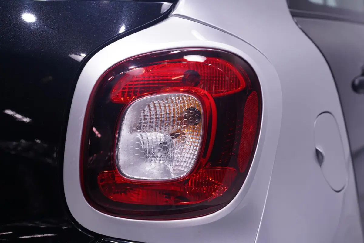 1.0 Pure NAP Cruise Control Bluetooth Airco Rijklaar!