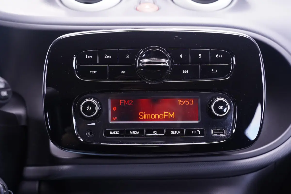 1.0 Pure NAP Cruise Control Bluetooth Airco Rijklaar!