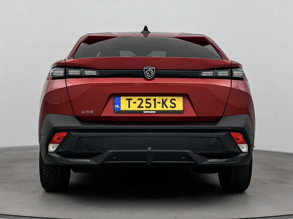 Automaat 130pk Allure Pack | Navigatie | CarPlay | All Season Banden | LED Koplampen | Stoelverwarming