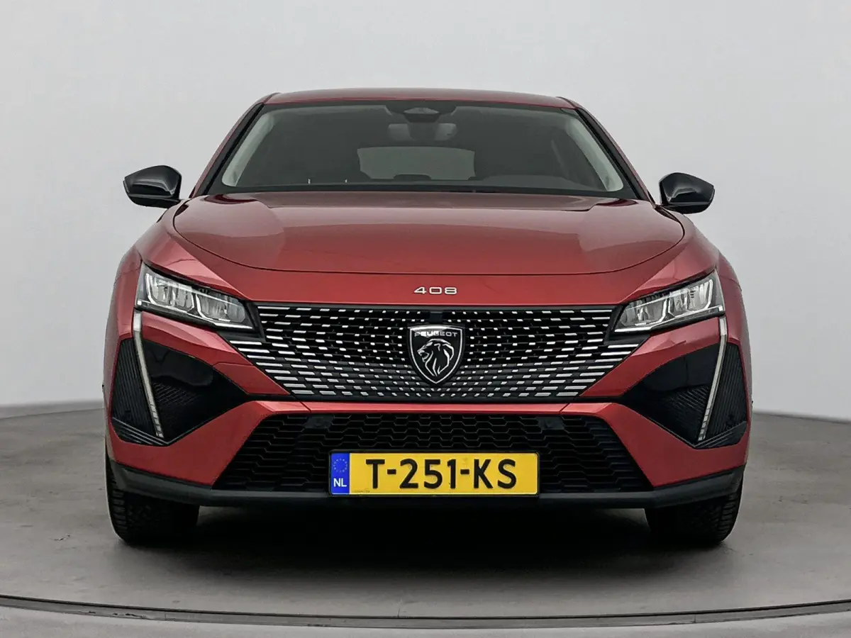 Automaat 130pk Allure Pack | Navigatie | CarPlay | All Season Banden | LED Koplampen | Stoelverwarming