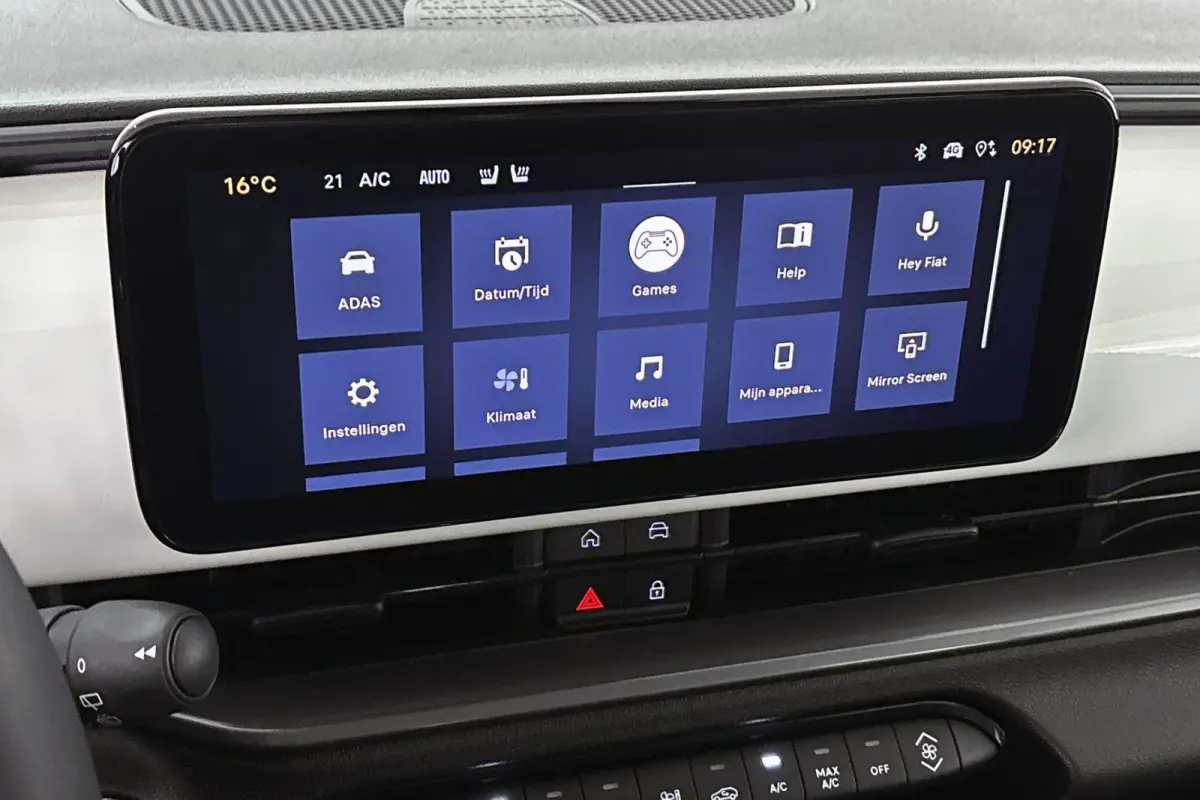 1.2 Hybrid Icon Stoelverwarming Camera Keyless Carplay