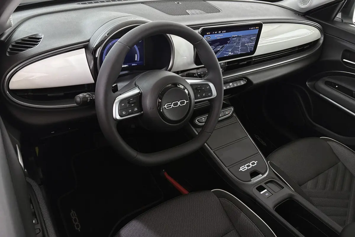 1.2 Hybrid Icon Stoelverwarming Camera Keyless Carplay