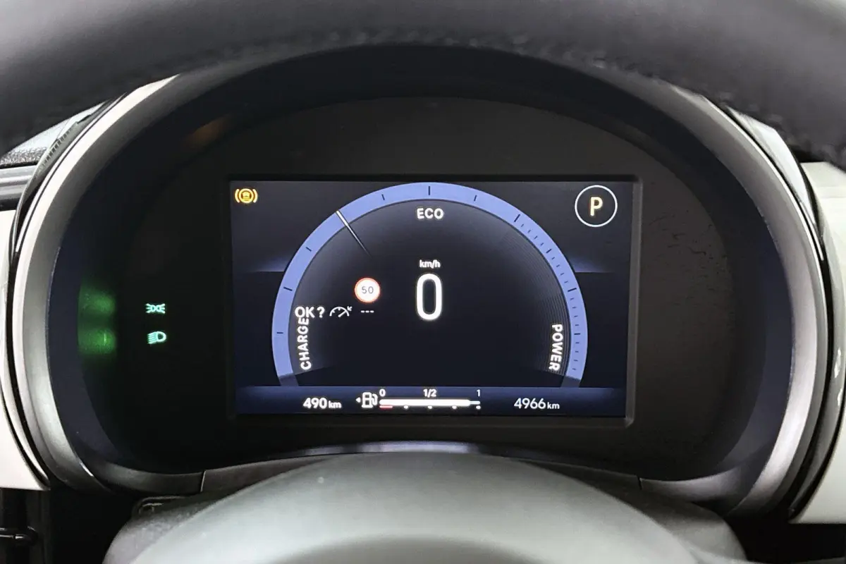 1.2 Hybrid Icon Stoelverwarming Camera Keyless Carplay