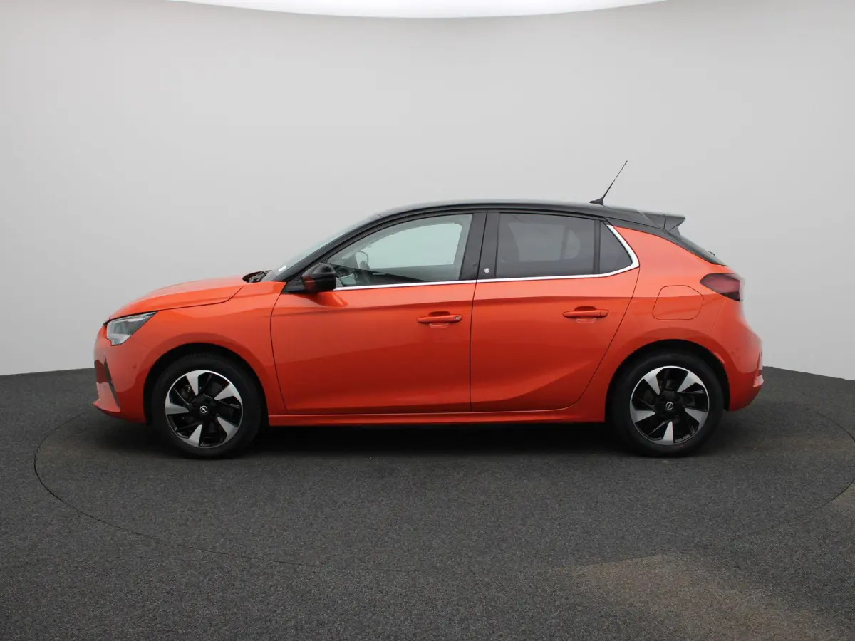 Corsa-e Auto e-Elegance