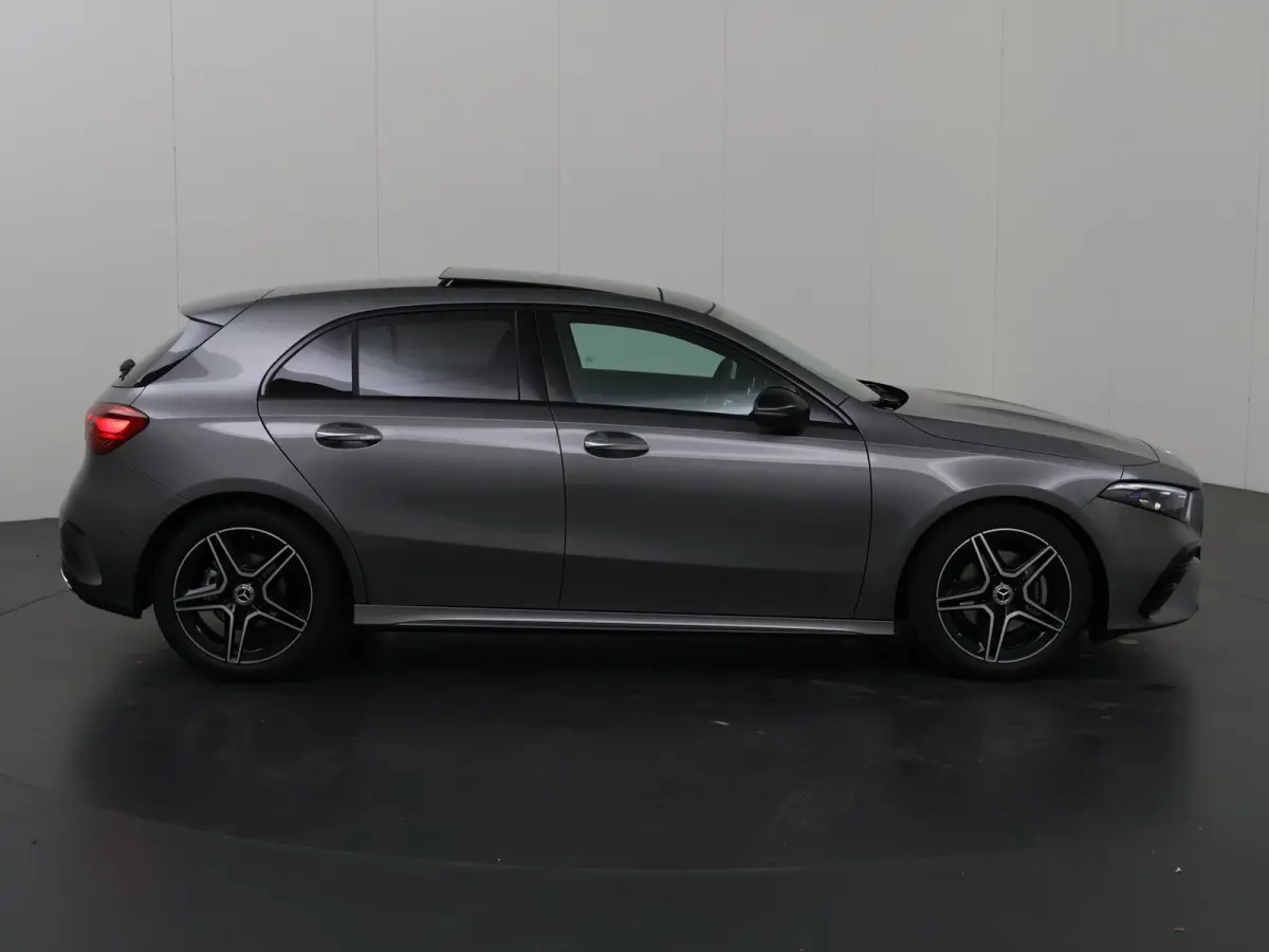 180 Star Edition AMG Line 180 Star Edition AMG Line LIMITED | Panoramadak | Night | Sfeerverlichting | Stoelverwarming | Achteruitrijcamera |