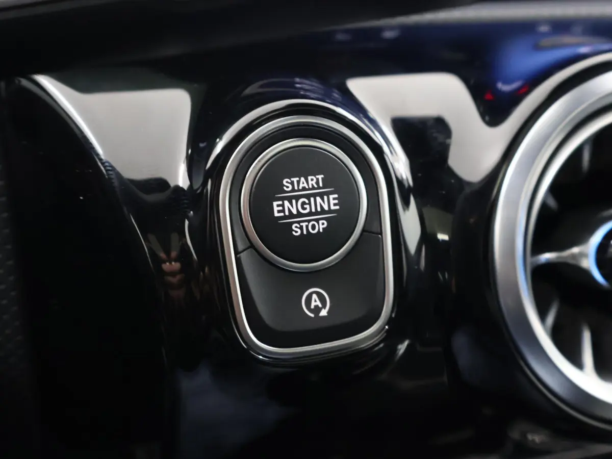 180 Star Edition AMG Line 180 Star Edition AMG Line LIMITED | Panoramadak | Night | Sfeerverlichting | Stoelverwarming | Achteruitrijcamera |