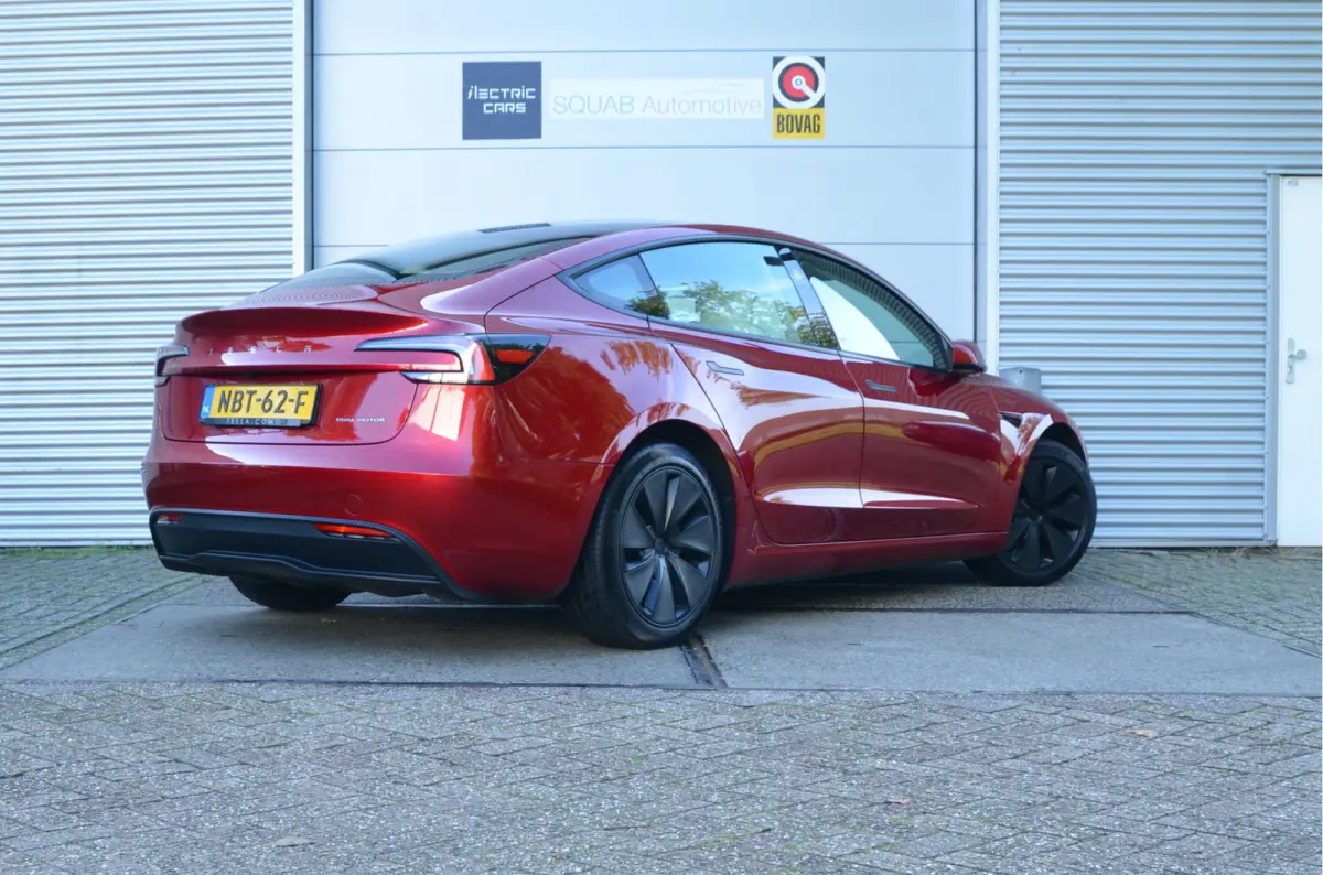 Premium Long Range AWD 78 kWh Highland, Trekhaak (1.000kg), AutoPilot4.0 (FSD 99,- p/mnd)