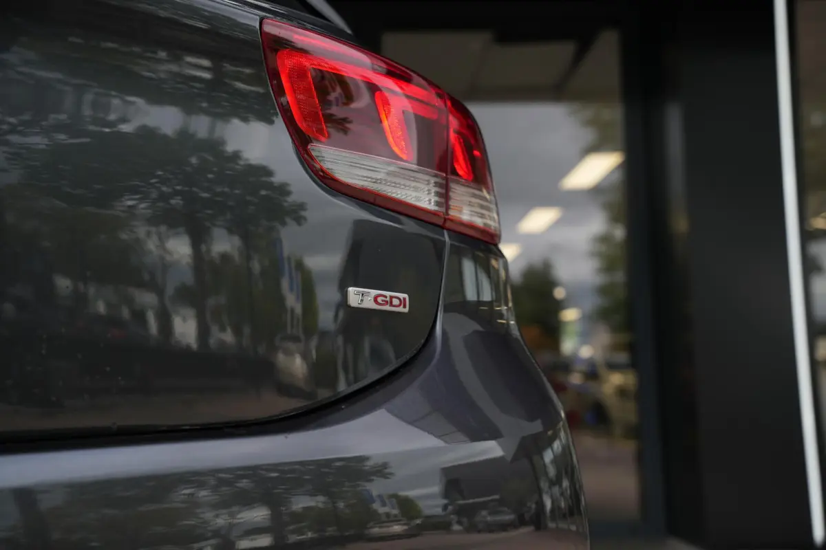 1.0 TGDI Platinum Edition Schuifdak Leer Cruise Clima Lane Assist 17''LM