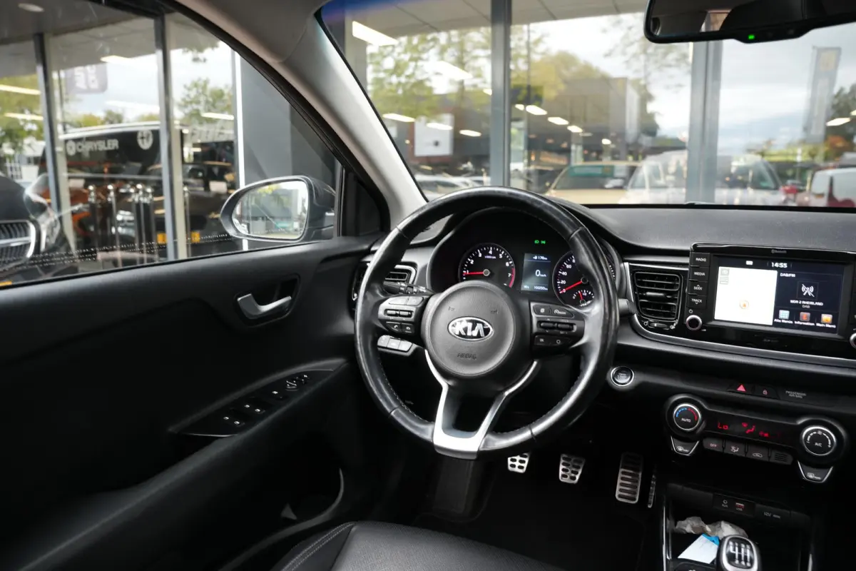 1.0 TGDI Platinum Edition Schuifdak Leer Cruise Clima Lane Assist 17''LM