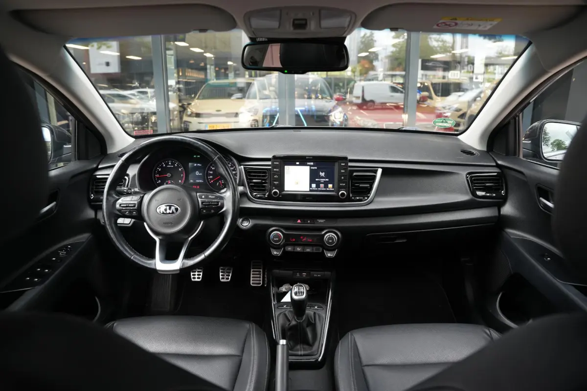 1.0 TGDI Platinum Edition Schuifdak Leer Cruise Clima Lane Assist 17''LM