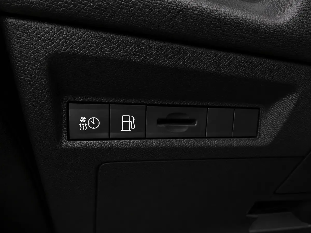 1.6 Plug-in Hybrid 225 GT Navigatie Apple Carplay/Android Auto Camera Parkeersensoren Adaptive Cruise Control Stoelverwarming FULL LED Climate Control Virtual Cockpit Lichtmetalen velgen