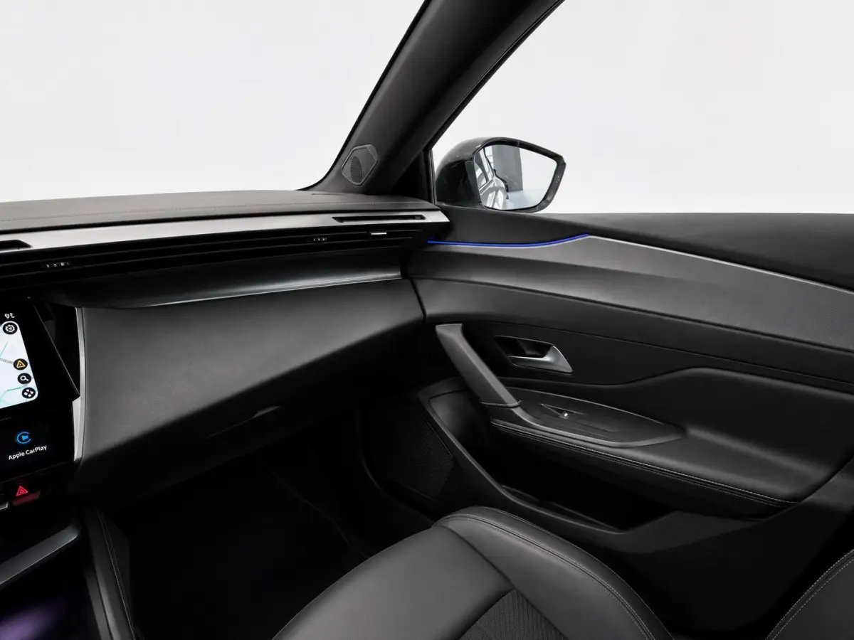 1.6 Plug-in Hybrid 225 GT Navigatie Apple Carplay/Android Auto Camera Parkeersensoren Adaptive Cruise Control Stoelverwarming FULL LED Climate Control Virtual Cockpit Lichtmetalen velgen