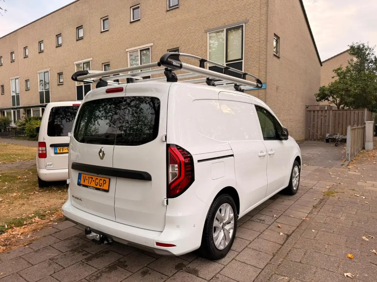 L1 Blue dCi 95 Luxe | Trekhaak | Ramen achter | Imperiaal |